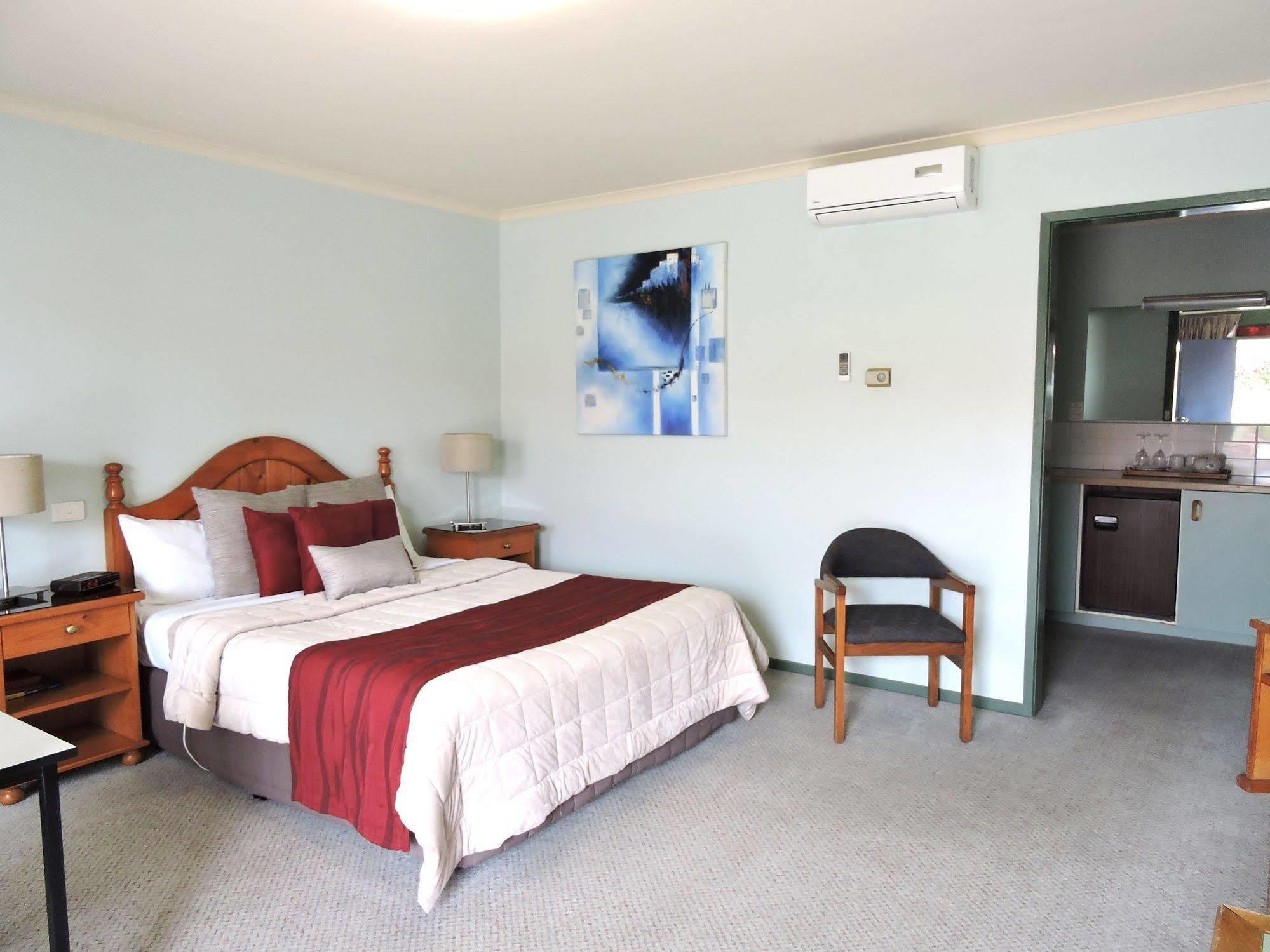 Melaleuca Motel Portland Exterior photo